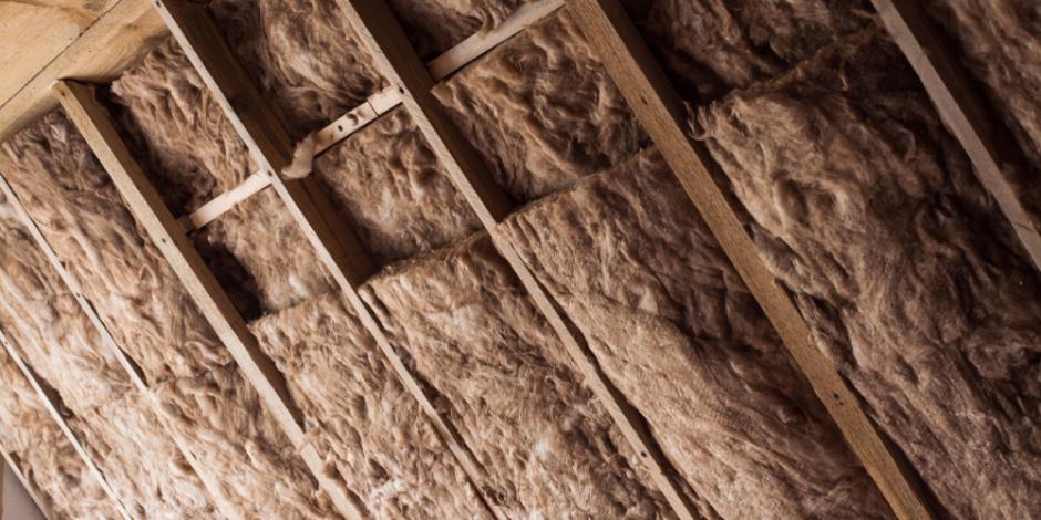 insulation in an attic to improve utility bills