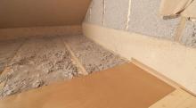 Cellulose insulation in attic space 0 1